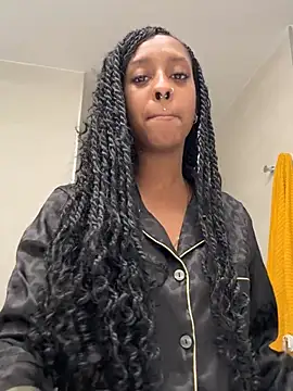 Your Paris online show from 04-12-26, 12:43