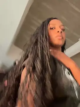 Your Paris online show from 04-24-26, 12:35