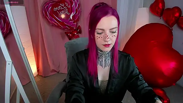 Snapshot of Roxy_____ chatting on 02-14-25, 08:48 Roxy online show from 02-14-25, 08:48