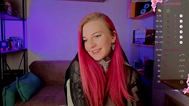 Snapshot of Roxy_____ chatting on 10-04-25, 08:40 Roxy online show from 10-04-25, 08:40