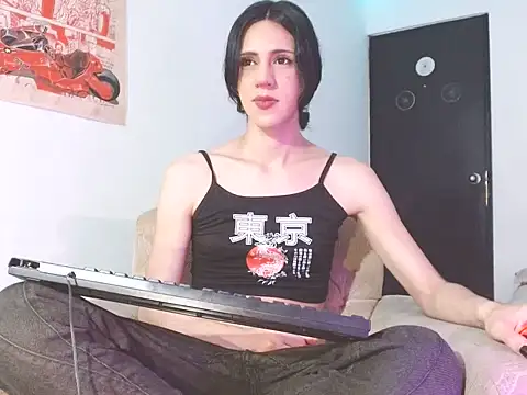 lucydreamm online show from 07-19-26, 10:35