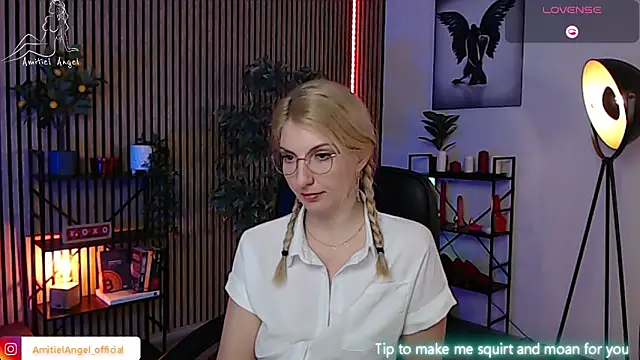 Snapshot of Amitiel_Angel chatting on 03-05-25, 07:49 Amitiel Angel online show from 03-05-25, 07:49