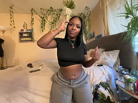 Snapshot of magicalc00ch chatting on 12-16-25, 03:50 magicalc00ch online show from 12-16-25, 03:50