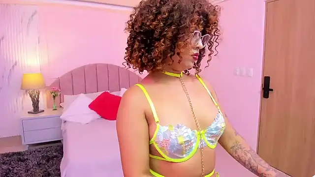 MadelaineJones online show from 04-23-26, 12:29