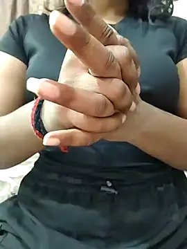 Snapshot of MohiniHott chatting on 06-14-26, 05:09 MohiniHott online show from 06-14-26, 05:09