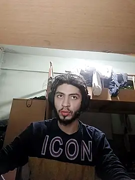 kleineid77 online show from 12-13-25, 09:53