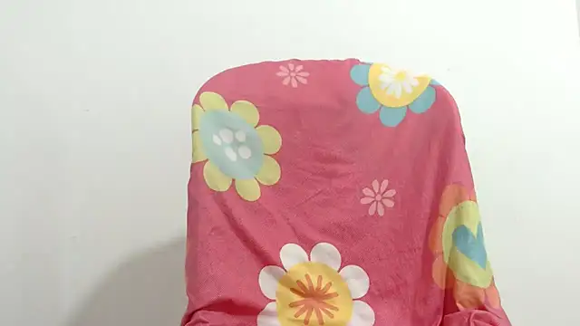 Snapshot of isaaclatino chatting on 12-03-25, 08:00 isaaclatino online show from 12-03-25, 08:00