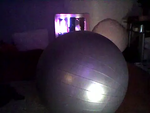 Snapshot of JessicaFitney chatting on 02-18-25, 07:43 JessicaFitney online show from 02-18-25, 07:43