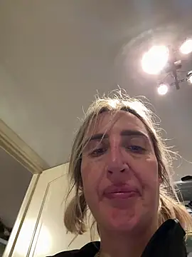 casalinga88 online show from 03-17-25, 08:40