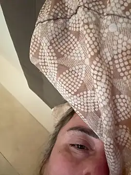 casalinga88 online show from 03-21-25, 06:49