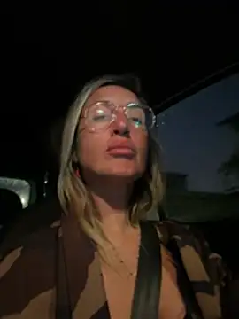 casalinga88 online show from 04-19-26, 06:21