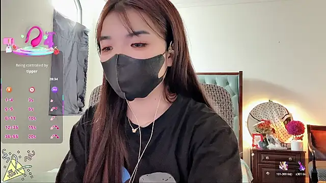 Berrysweet 68 online show from 10-22-25, 05:19