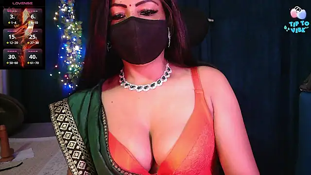 Snapshot of Aashiya- chatting on 02-15-26, 11:23 Aashiya- online show from 02-15-26, 11:23