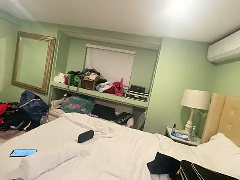 Snapshot of tatted-bitty chatting on 03-17-25, 09:12 tatted-bitty online show from 03-17-25, 09:12