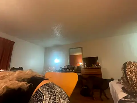 Snapshot of tatted-bitty chatting on 11-19-25, 11:43 tatted-bitty online show from 11-19-25, 11:43