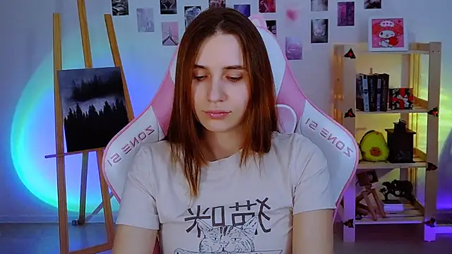 Snapshot of AliceCharmy chatting on 01-10-25, 01:09 AliceCharmy online show from 01-10-25, 01:09