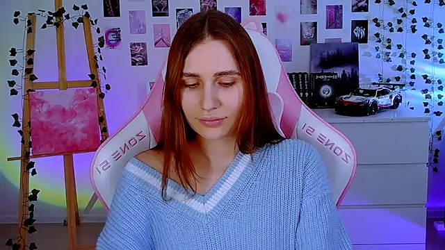 Snapshot of AliceCharmy chatting on 01-17-25, 01:24 AliceCharmy online show from 01-17-25, 01:24