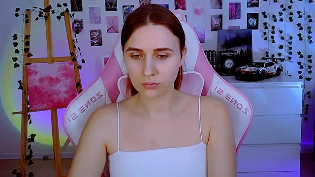 Snapshot of AliceCharmy chatting on 01-20-25, 11:45 AliceCharmy online show from 01-20-25, 11:45