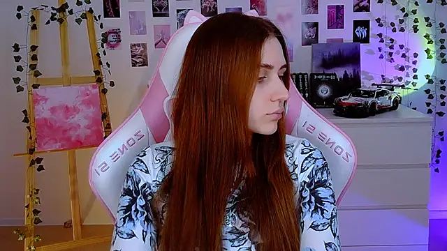 Snapshot of AliceCharmy chatting on 01-29-25, 10:37 AliceCharmy online show from 01-29-25, 10:37