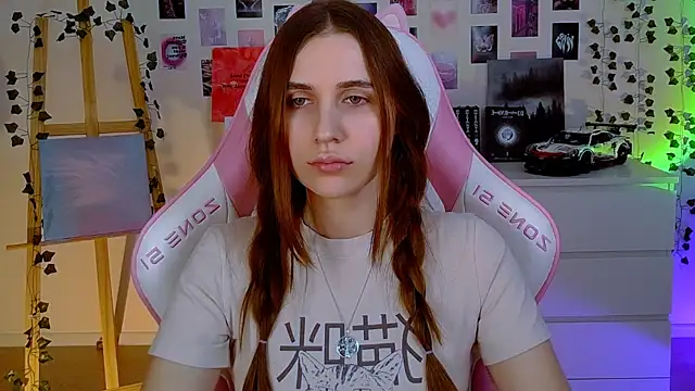 Snapshot of AliceCharmy chatting on 02-14-25, 08:48 AliceCharmy online show from 02-14-25, 08:48