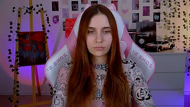 AliceCharmy online show from 03-17-25, 04:33