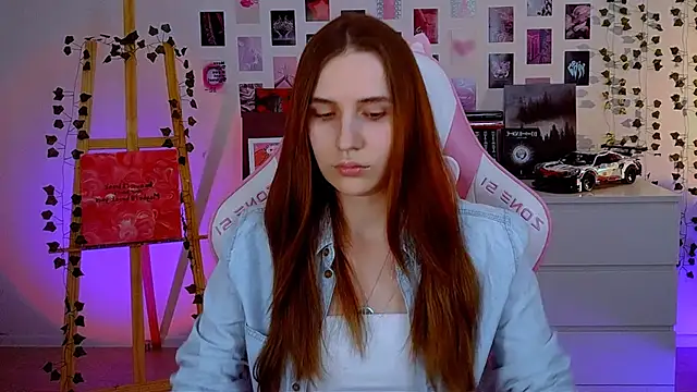 Snapshot of AliceCharmy chatting on 03-20-25, 05:15 AliceCharmy online show from 03-20-25, 05:15