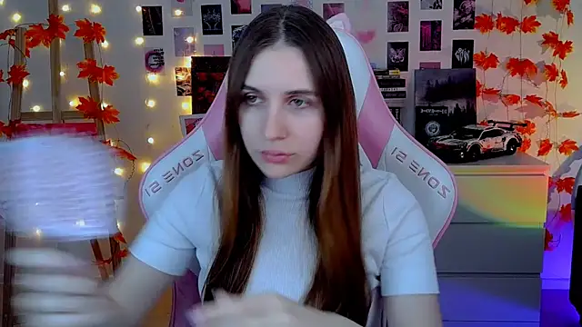 Snapshot of AliceCharmy chatting on 11-01-25, 06:15 AliceCharmy online show from 11-01-25, 06:15