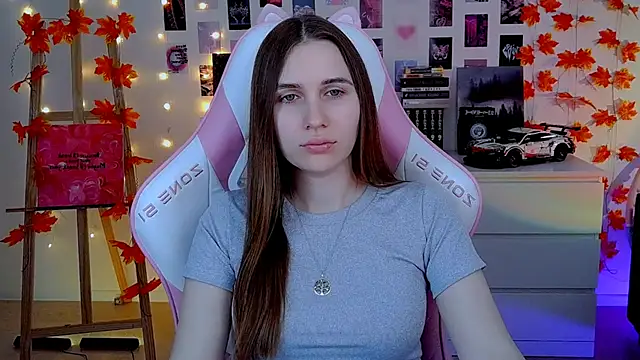 Snapshot of AliceCharmy chatting on 11-10-25, 06:34 AliceCharmy online show from 11-10-25, 06:34