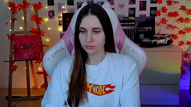 Snapshot of AliceCharmy chatting on 11-20-25, 06:46 AliceCharmy online show from 11-20-25, 06:46