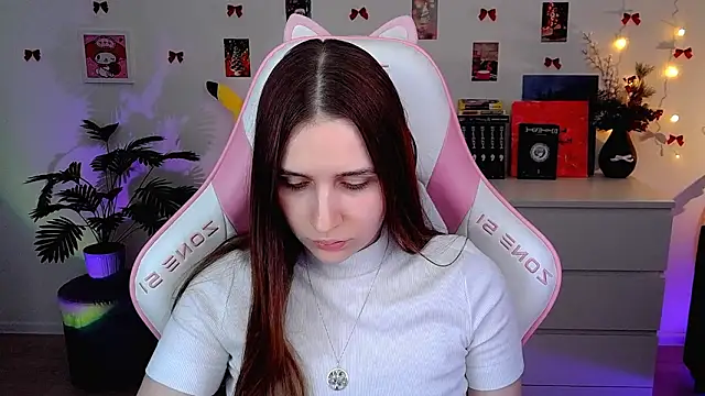 Snapshot of AliceCharmy chatting on 03-03-26, 04:02 AliceCharmy online show from 03-03-26, 04:02