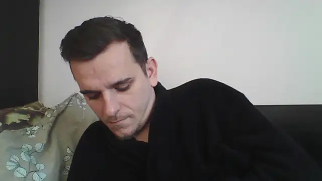 Snapshot of Huge_cock22cm chatting on 01-19-25, 07:04 Huge cock22cm online show from 01-19-25, 07:04