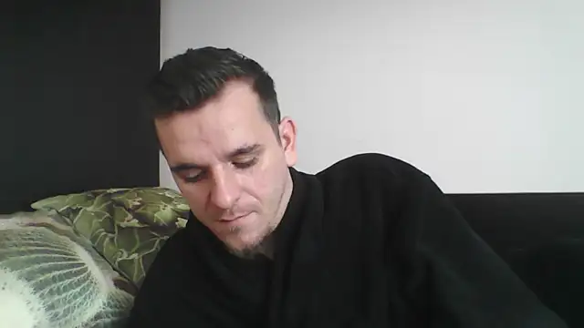 Snapshot of Huge_cock22cm chatting on 02-14-25, 09:24 Huge cock22cm online show from 02-14-25, 09:24