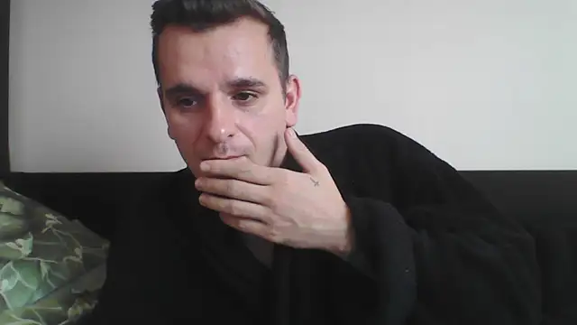 Snapshot of Huge_cock22cm chatting on 02-24-25, 02:04 Huge cock22cm online show from 02-24-25, 02:04