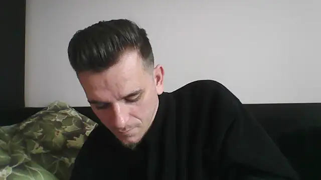 Snapshot of Huge_cock22cm chatting on 03-02-25, 11:18 Huge cock22cm online show from 03-02-25, 11:18