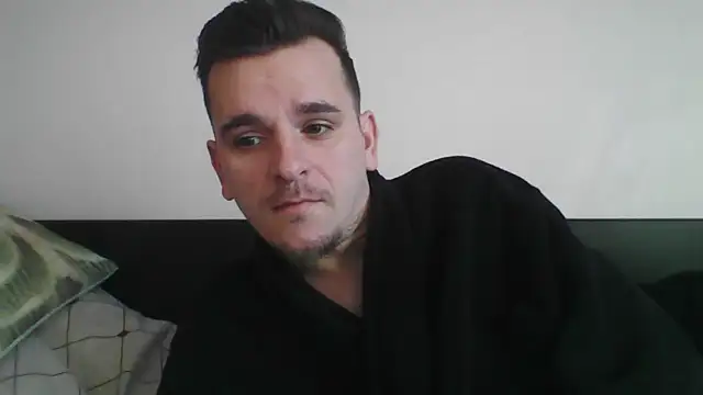 Snapshot of Huge_cock22cm chatting on 03-07-25, 06:35 Huge cock22cm online show from 03-07-25, 06:35