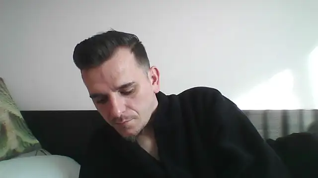 Snapshot of Huge_cock22cm chatting on 03-07-25, 01:29 Huge cock22cm online show from 03-07-25, 01:29