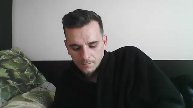 Snapshot of Huge_cock22cm chatting on 03-08-25, 11:16 Huge cock22cm online show from 03-08-25, 11:16