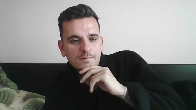 Snapshot of Huge_cock22cm chatting on 03-10-25, 10:37 Huge cock22cm online show from 03-10-25, 10:37