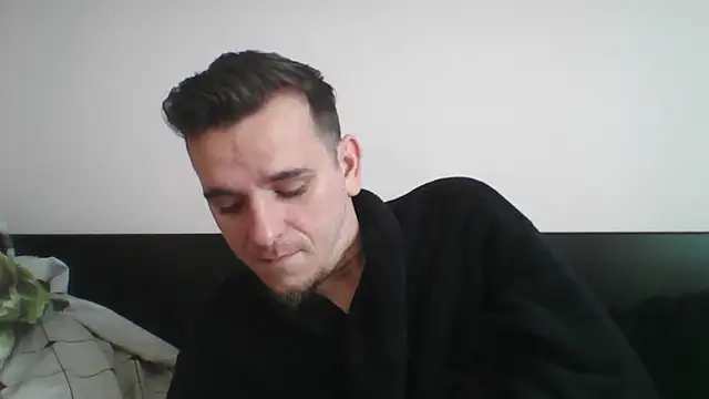Snapshot of Huge_cock22cm chatting on 03-12-25, 07:24 Huge cock22cm online show from 03-12-25, 07:24