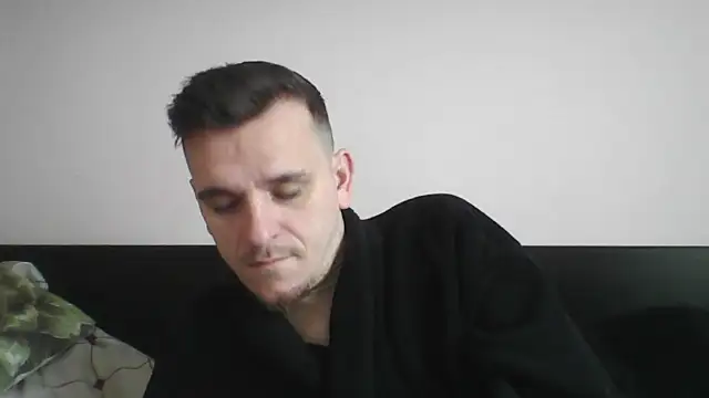 Snapshot of Huge_cock22cm chatting on 03-19-25, 06:57 Huge cock22cm online show from 03-19-25, 06:57