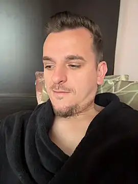 Huge cock22cm online show from 06-12-26, 07:51
