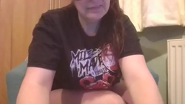 MissKisu online show from 05-18-26, 08:58