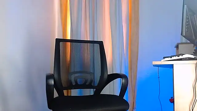 DanteSantoro online show from 06-25-26, 12:31