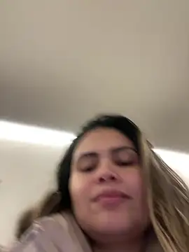 Snapshot of melanny10 chatting on 01-18-25, 03:27 melanny10 online show from 01-18-25, 03:27