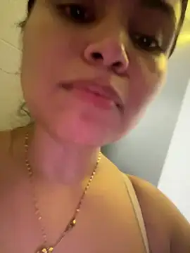 Snapshot of melanny10 chatting on 03-23-25, 08:26 melanny10 online show from 03-23-25, 08:26