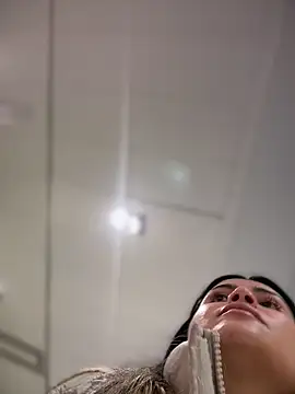 Snapshot of melanny10 chatting on 02-06-26, 12:08 melanny10 online show from 02-06-26, 12:08