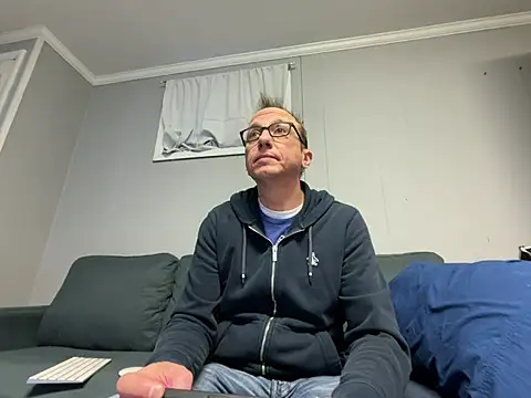 mouser21212 online show from 01-28-25, 05:35