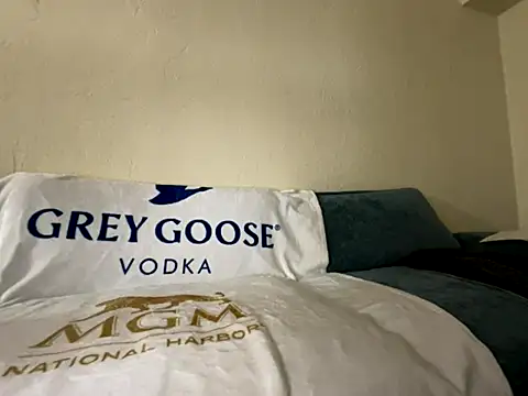 mouser21212 online show from 11-01-25, 12:29