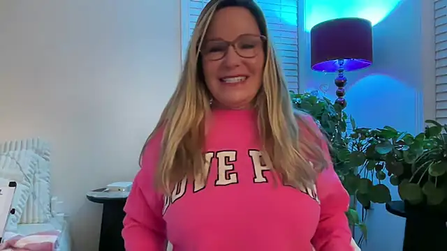 Milf Goddess online show from 02-02-26, 12:09