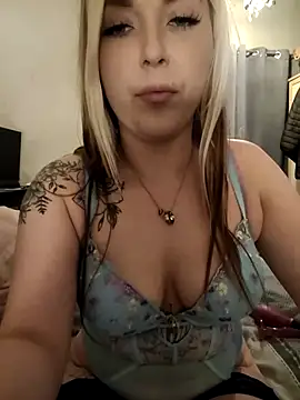 Snapshot of Kinkymilf56 chatting on 02-19-25, 06:43 Kinkymilf56 online show from 02-19-25, 06:43